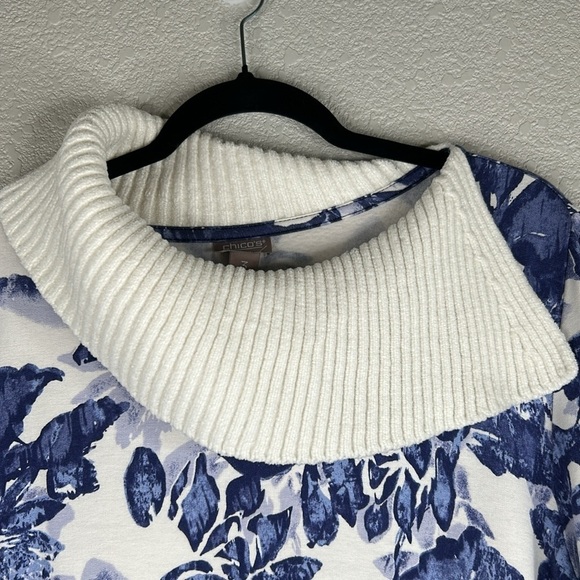 Chico's Super Soft Cowl Neck Long Sleeve Blue & White Floral Top Size XL - Picture 2 of 6